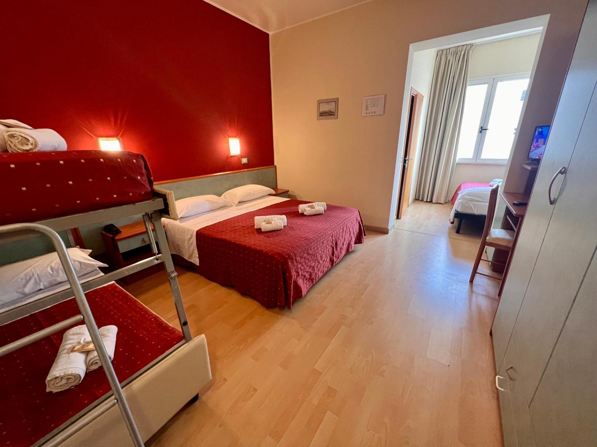 Hotel Villa Tina Cesenatico Esterno foto