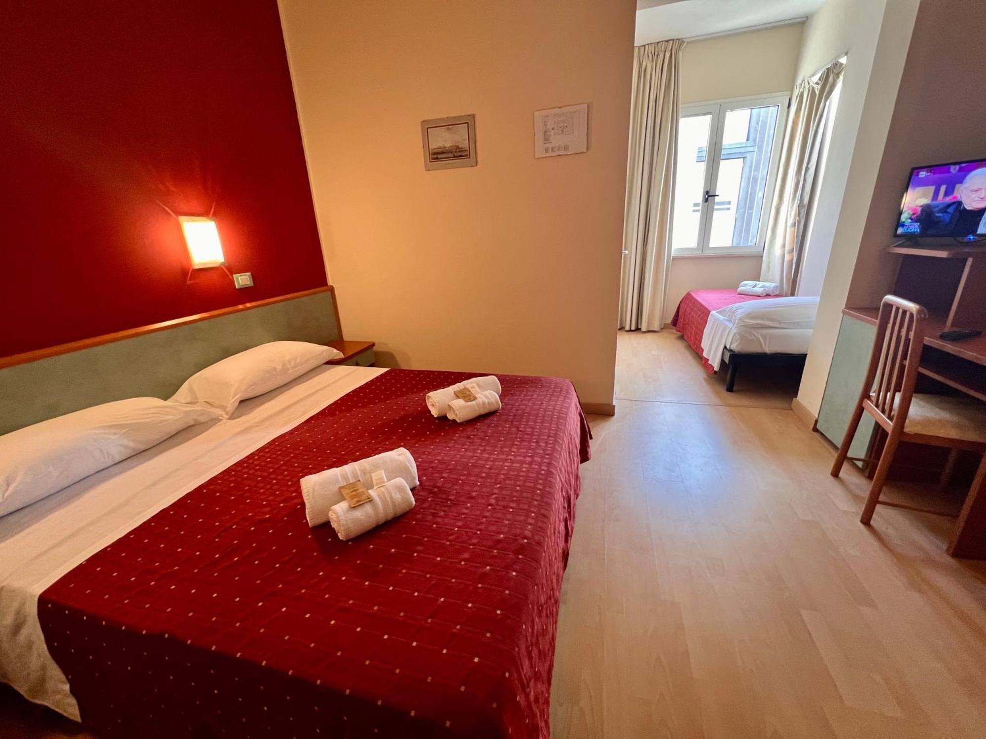 Hotel Villa Tina Cesenatico Esterno foto